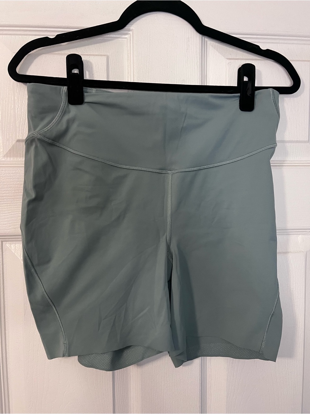 #458 Lululemon Base Pace High-Rise Short 6” Misty Glade Sz 12 Running Bike Short